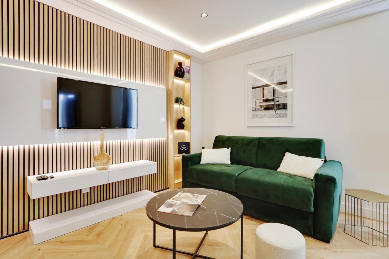 Off Majesti Upper Marais Apartment- Rue Du Faubourg Saint-Martin ปารีส ภายนอก รูปภาพ
